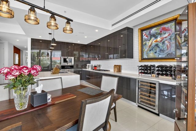 5 of 72 - 3250 Ne 188th Street #201, Aventura, FL