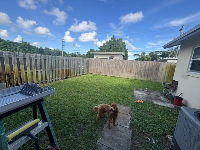 5027 Michigan Av. #16b, West Palm Beach