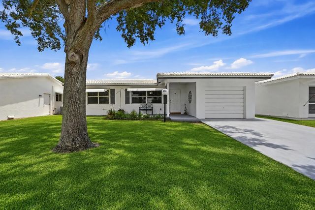 3 of 47 - 8960 Nw 12th Place, Plantation, FL