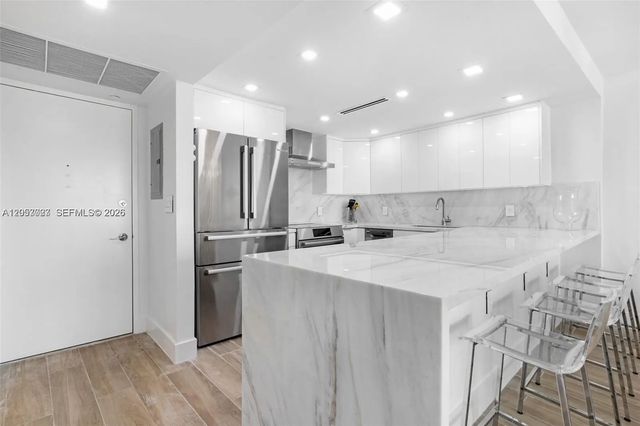 5701 Collins Avenue #1707, Miami Beach