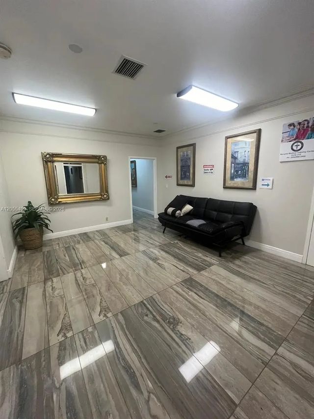 5 of 12 - 6101 W Atlantic Boulevard #207, Margate, FL