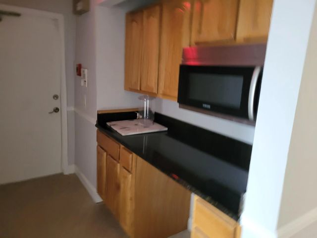 4 of 15 - 6383 10th Avenue N, Greenacres, FL