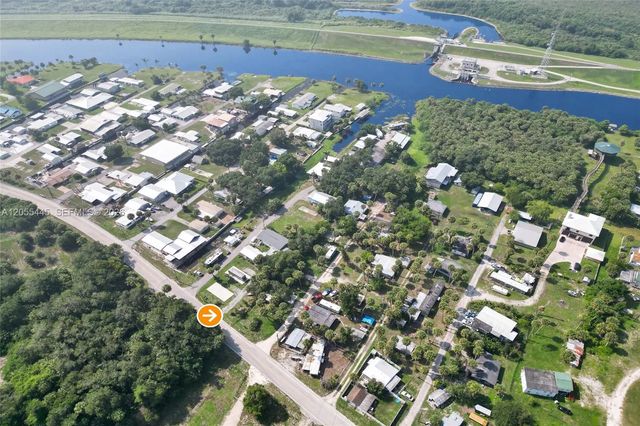 3 of 58 - 1059 Marina Lane, Moore Haven, FL