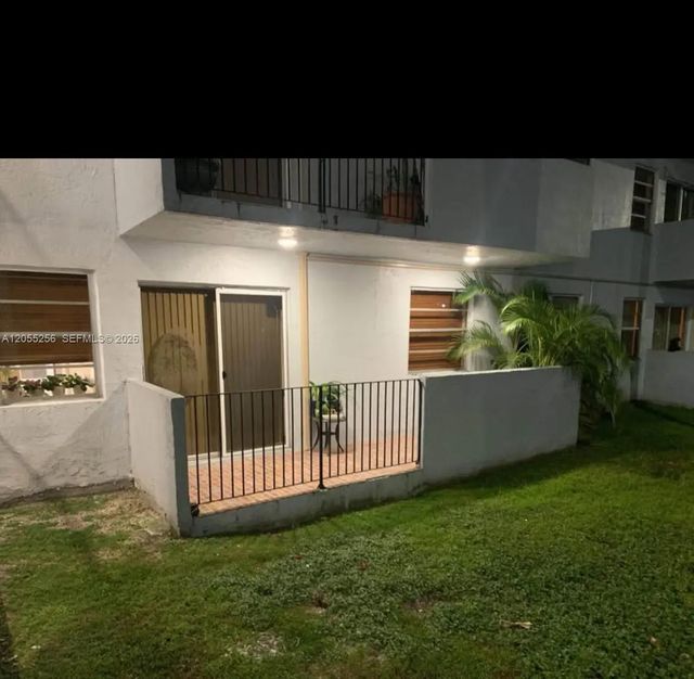 4 of 9 - 1221 Sw 122nd Avenue #105, Miami, FL