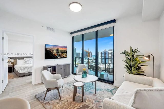 3 of 32 - 580 72nd #1004, Miami Beach, FL