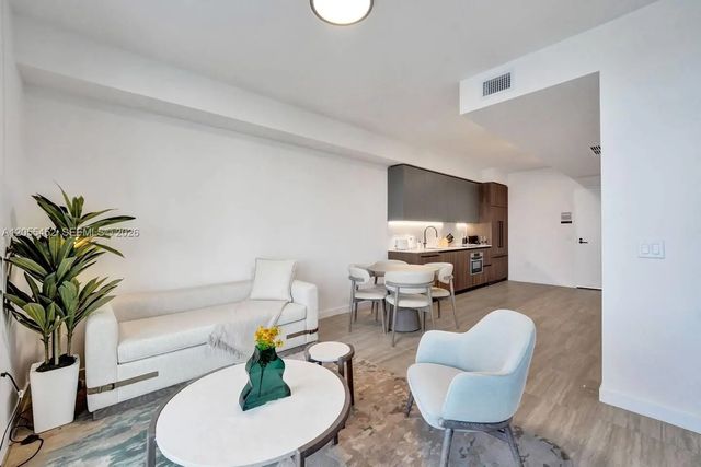 4 of 32 - 580 72nd #1004, Miami Beach, FL