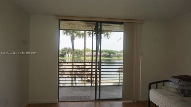 3 of 42 - 1100 Colony Point Circle #206, Pembroke Pines, FL