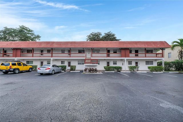 3250 Nw 85th Avenue #14, Coral Springs