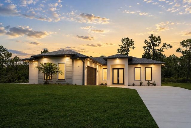 8418 Sun N Lakes Boulevard, Sebring
