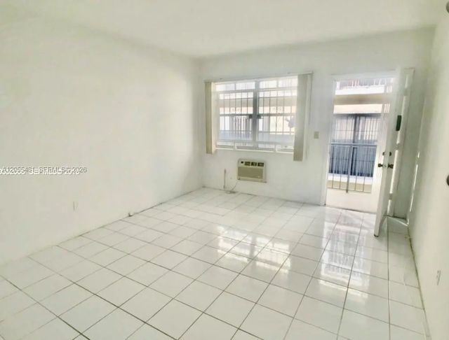 3 of 11 - 4015 Indian Creek Drive #306, Miami Beach, FL
