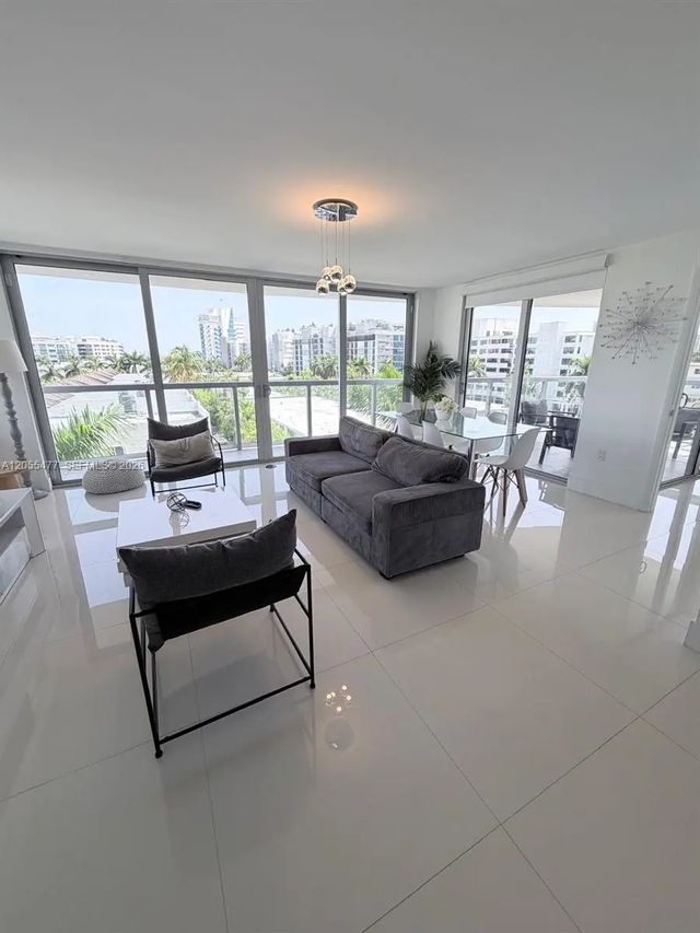 3 of 19 - 1100 100th Street #606, Bay Harbor Islands, FL