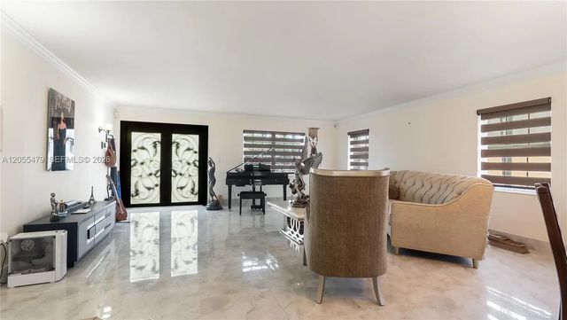 5 of 40 - 7733 Nw 192 Street, Hialeah, FL