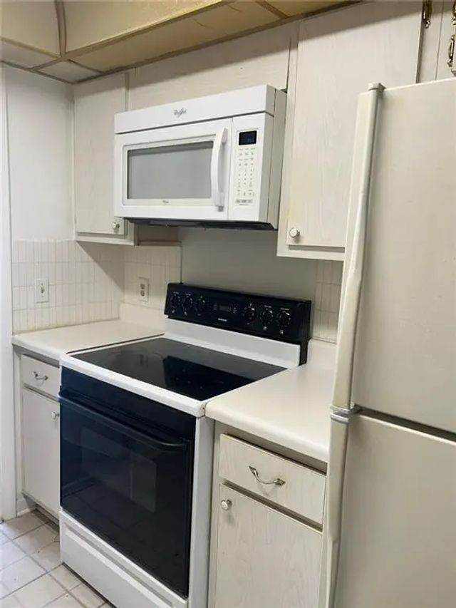 2 of 27 - 2491 Sw 82nd Avenue #307, Davie, FL