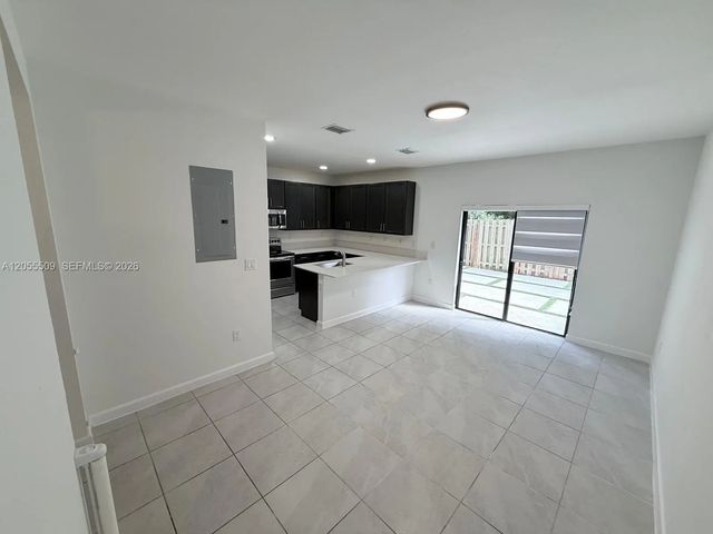 5 of 23 - 9965 Sw 228th Terrace, Miami, FL