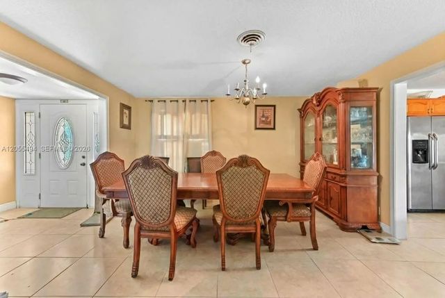 5 of 27 - 315 Sw 12th Avenue, Boynton Beach, FL