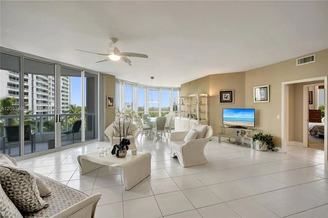 5 of 94 - 21150 Point Place #805, Aventura, FL
