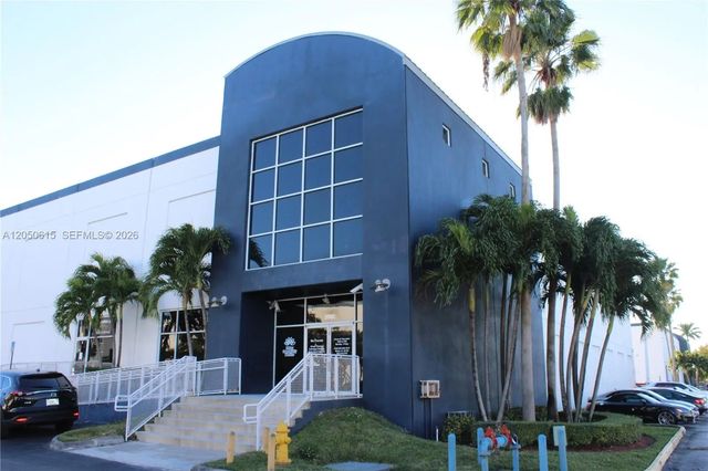 7620 Nw 25th Street #1, Miami