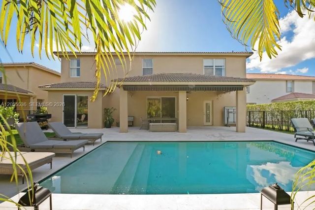 3846 W Gardenia Avenue, Weston