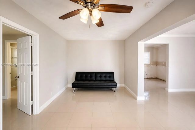 5 of 8 - 5325 Sw 22nd Street, West Park, FL