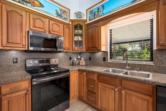 5 of 22 - 3201 Linda Vista, Fort Pierce, FL