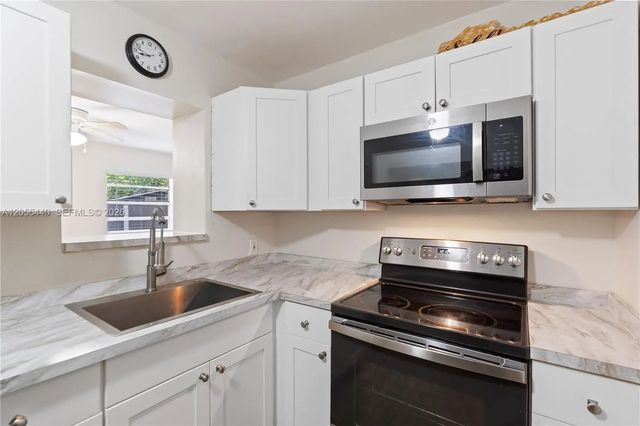 5 of 22 - 6109 Sw 40th Court, Miramar, FL