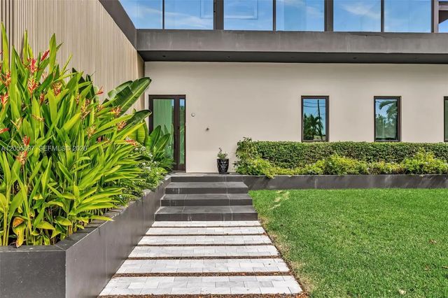 4 of 41 - 13045 Coronado Terrace, North Miami, FL