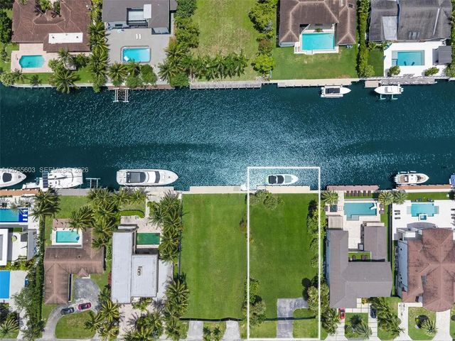 2 of 21 - 460 Holiday Drive, Hallandale Beach, FL