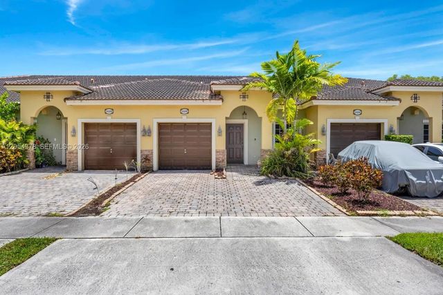 3326 Ne 11th Drive, Homestead