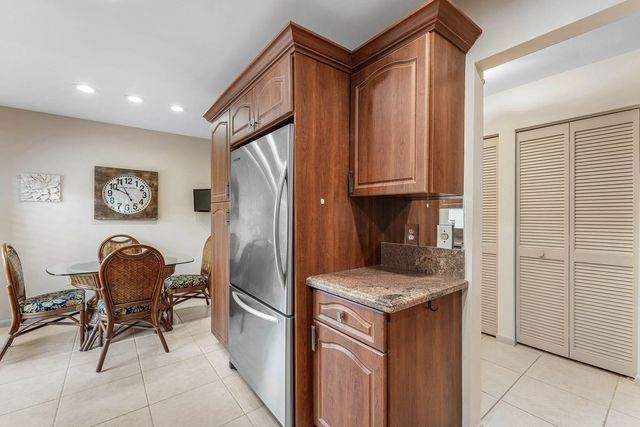4 of 50 - 1 Stratford Drive E #d, Boynton Beach, FL