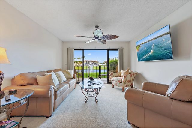 5 of 73 - 701 Seafarer Circle #103, Jupiter, FL