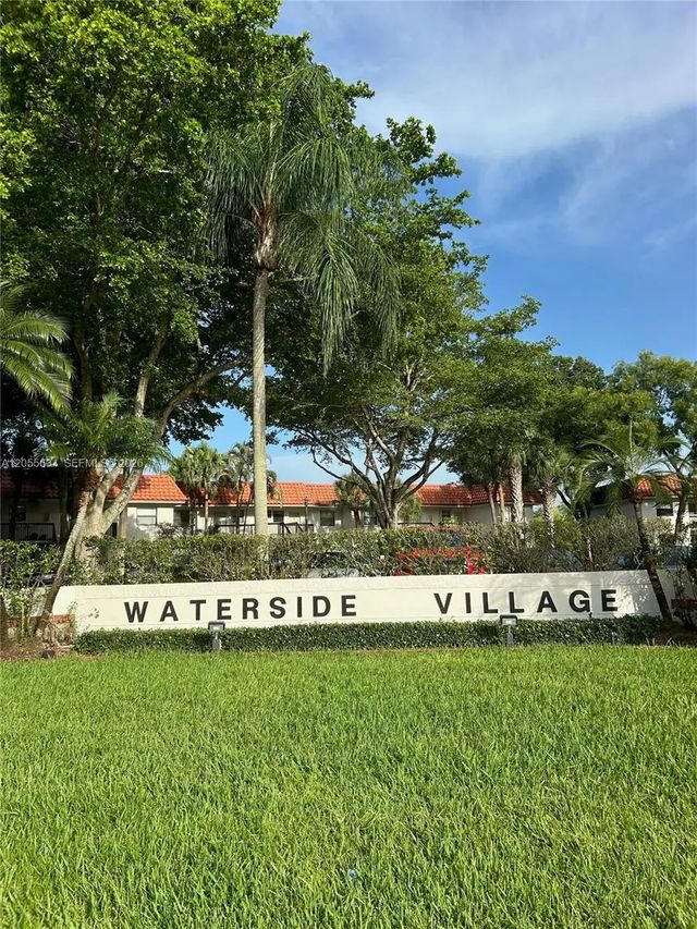 15710 E Waterside Circle #203, Sunrise