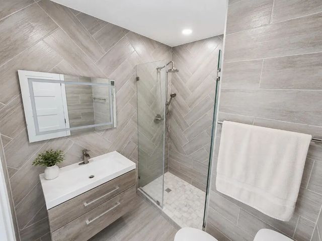 5 of 9 - 7120 Sw 13th Street, Pembroke Pines, FL