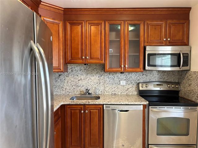3 of 19 - 7305 Nw 4th Place #201, Margate, FL