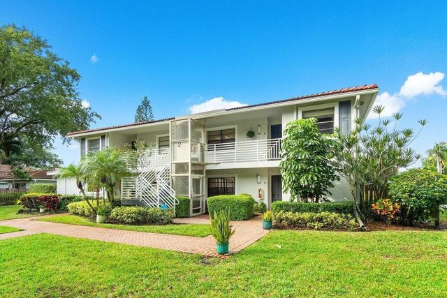 4 of 6 - 2 Southport Lane #c, Boynton Beach, FL