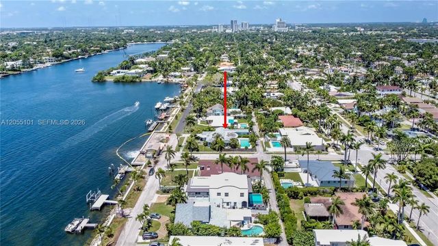 2 of 46 - 803 N Southlake Drive, Hollywood, FL