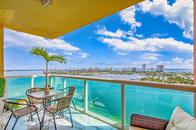 2640 Lake Shore Drive #2014, Riviera Beach