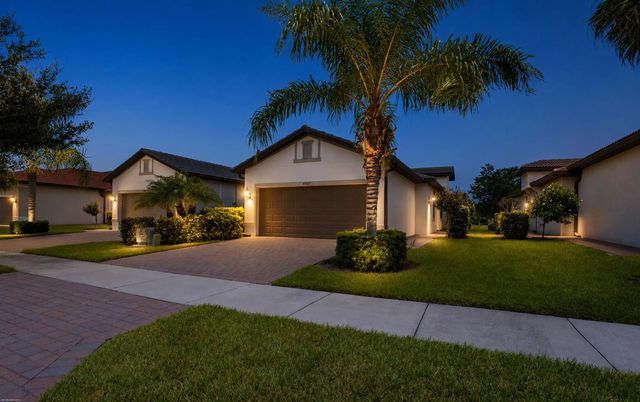 2 of 33 - 4337 Beauty Leaf Circle, Vero Beach, FL