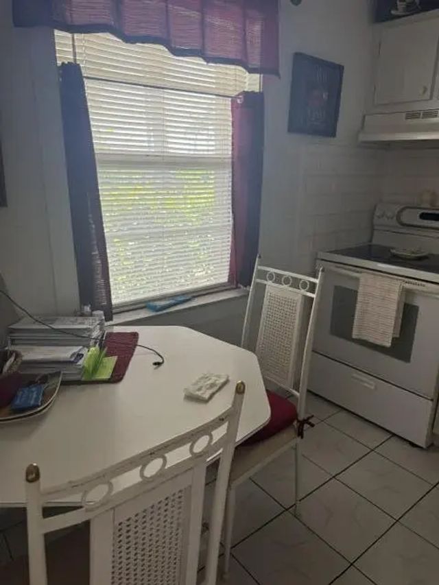 5 of 12 - 7205 W Atlantic Boulevard #106, Margate, FL