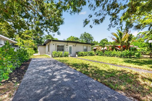 2 of 49 - 1645 Nw 121st Street, North Miami, FL