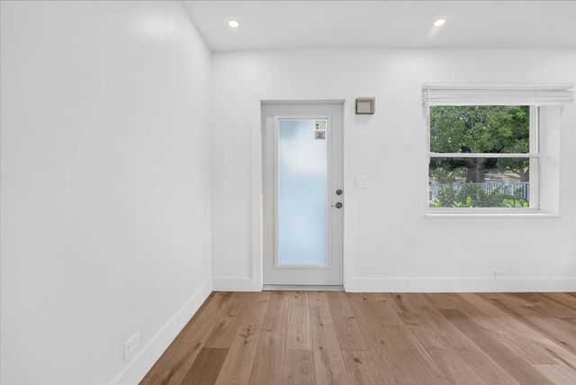 3 of 49 - 1645 Nw 121st Street, North Miami, FL