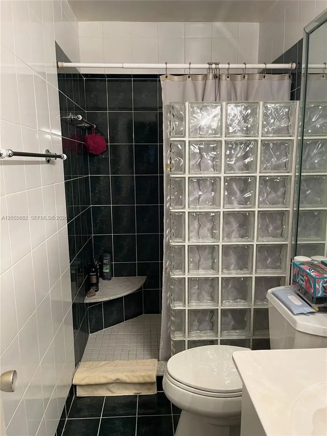 4 of 4 - 120 Golden Isles Drive #44b, Hallandale Beach, FL