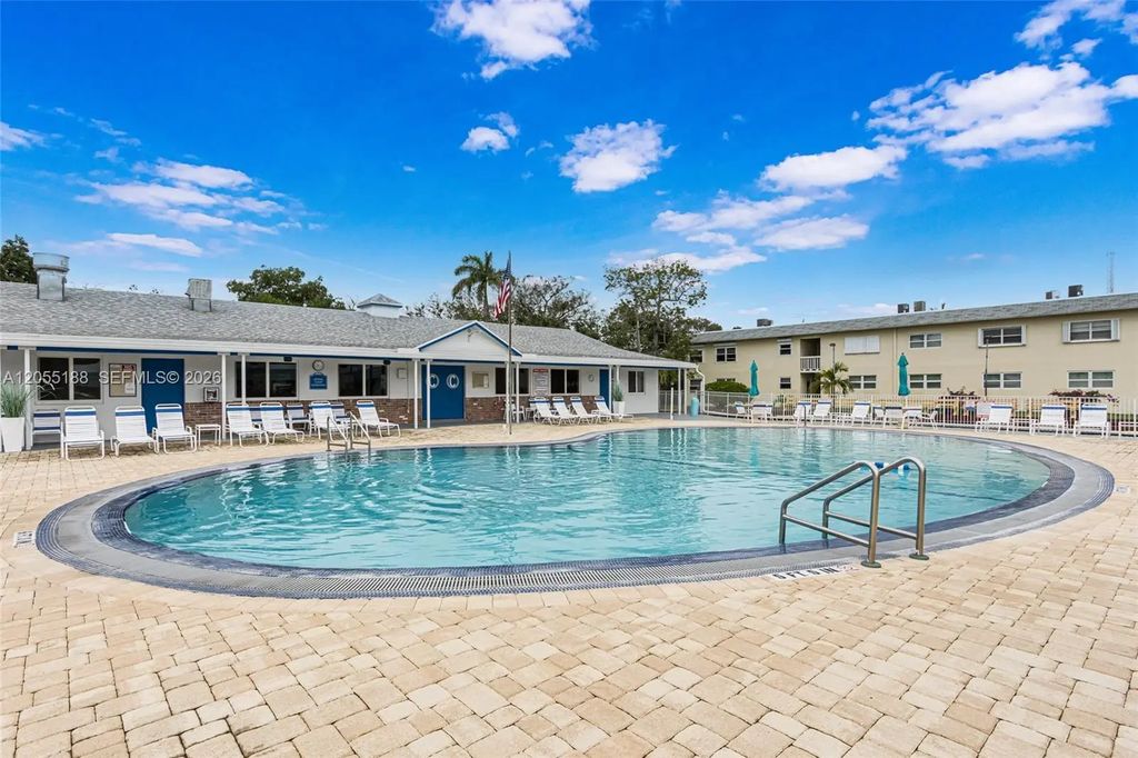 1401 N 12th Court #3b, Hollywood
