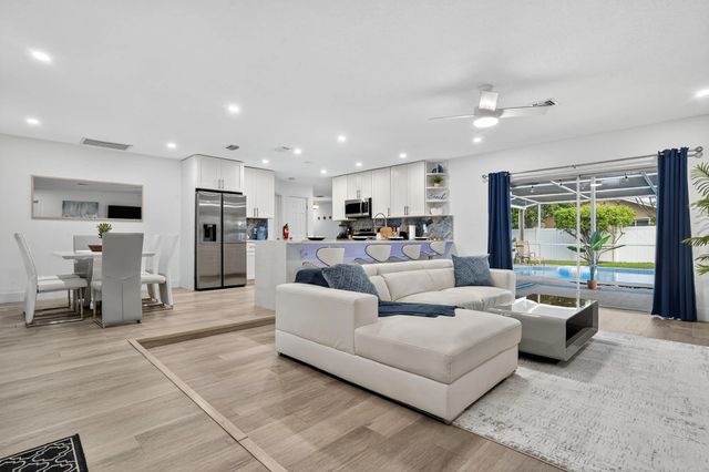 3 of 70 - 4421 Nw 2nd Court, Coconut Creek, FL