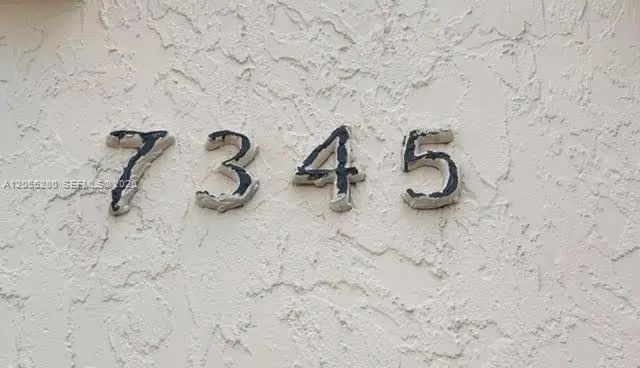 7345 W 4th Avenue #404, Hialeah