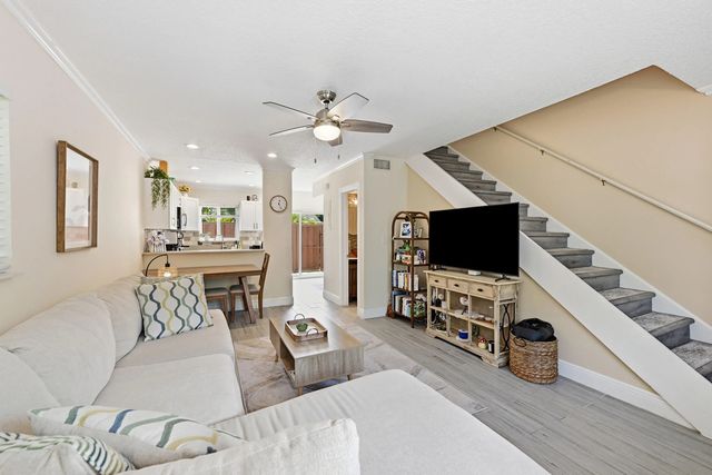 47 Ne 20th Court #1h, Wilton Manors