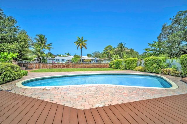 800 Sw 8th Terrace, Fort Lauderdale