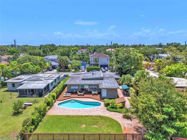 5 of 55 - 800 Sw 8th Terrace, Fort Lauderdale, FL