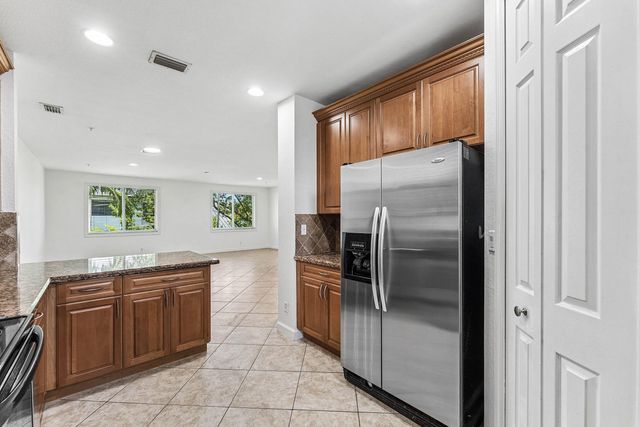 5 of 29 - 3030 Waterside Circle, Boynton Beach, FL