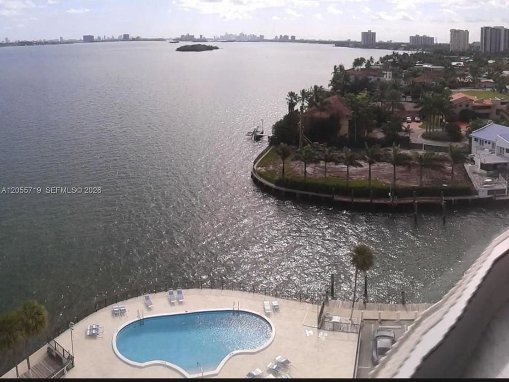 11930 N Bayshore Drive #1006, North Miami