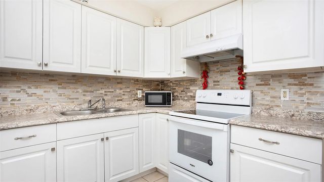 4 of 22 - 515 York Road, Lehigh Acres, FL